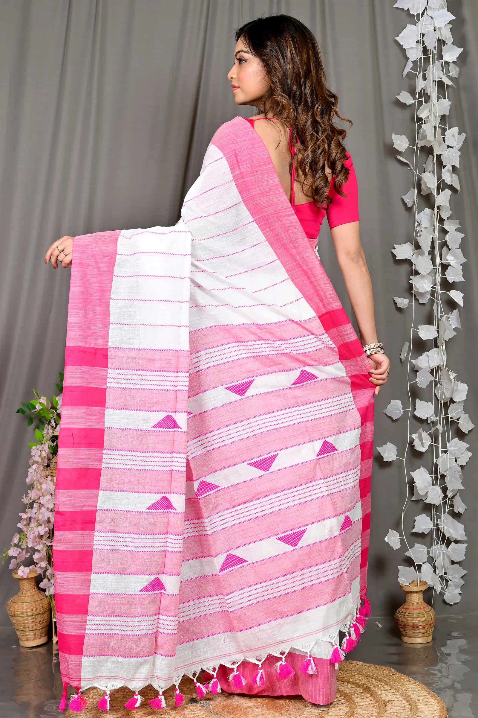 White Pink Cotton Blended Parnika Hand Loom Saree (394)