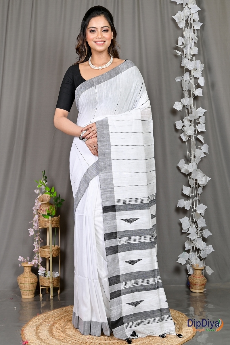 White Cotton Blended Parnika Hand Loom Saree (397)