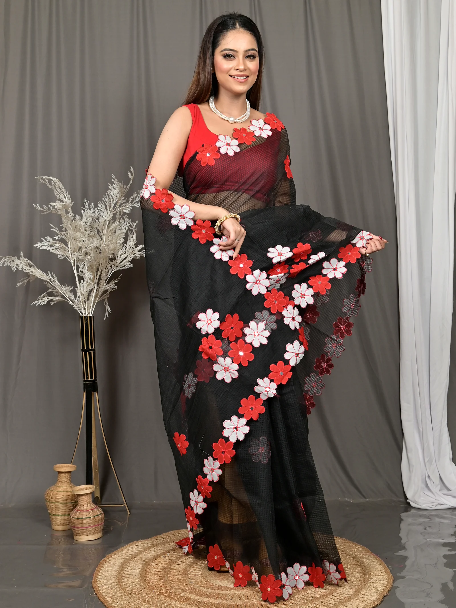 Black Red Cotton Kotaplik Mix Kota Applique Saree  (40)
