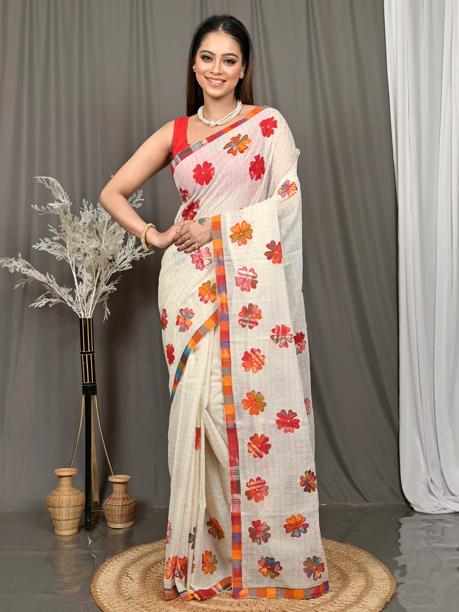 White Cotton Kotaplik Mix Kota Applique Saree  (42)