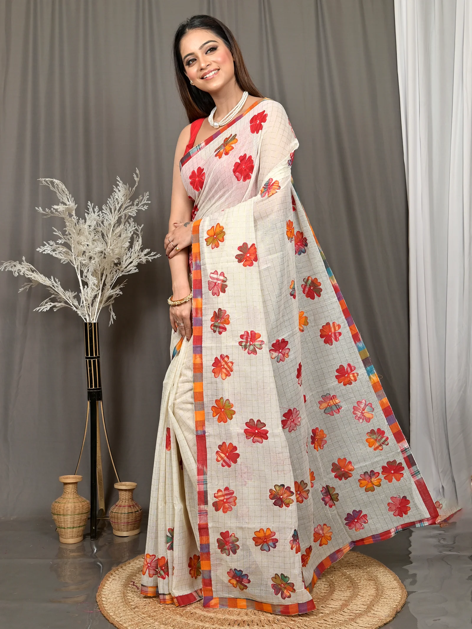 White Cotton Kotaplik Mix Kota Applique Saree  (42)