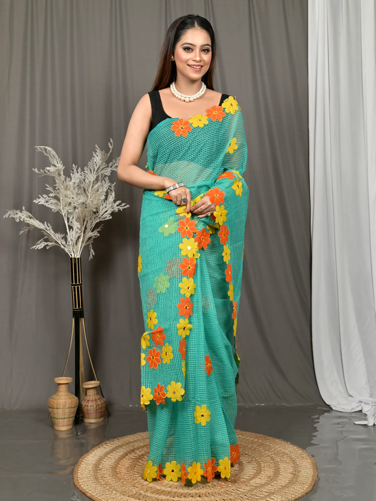 Green Cotton Kotaplik Mix Kota Applique Saree  (45)