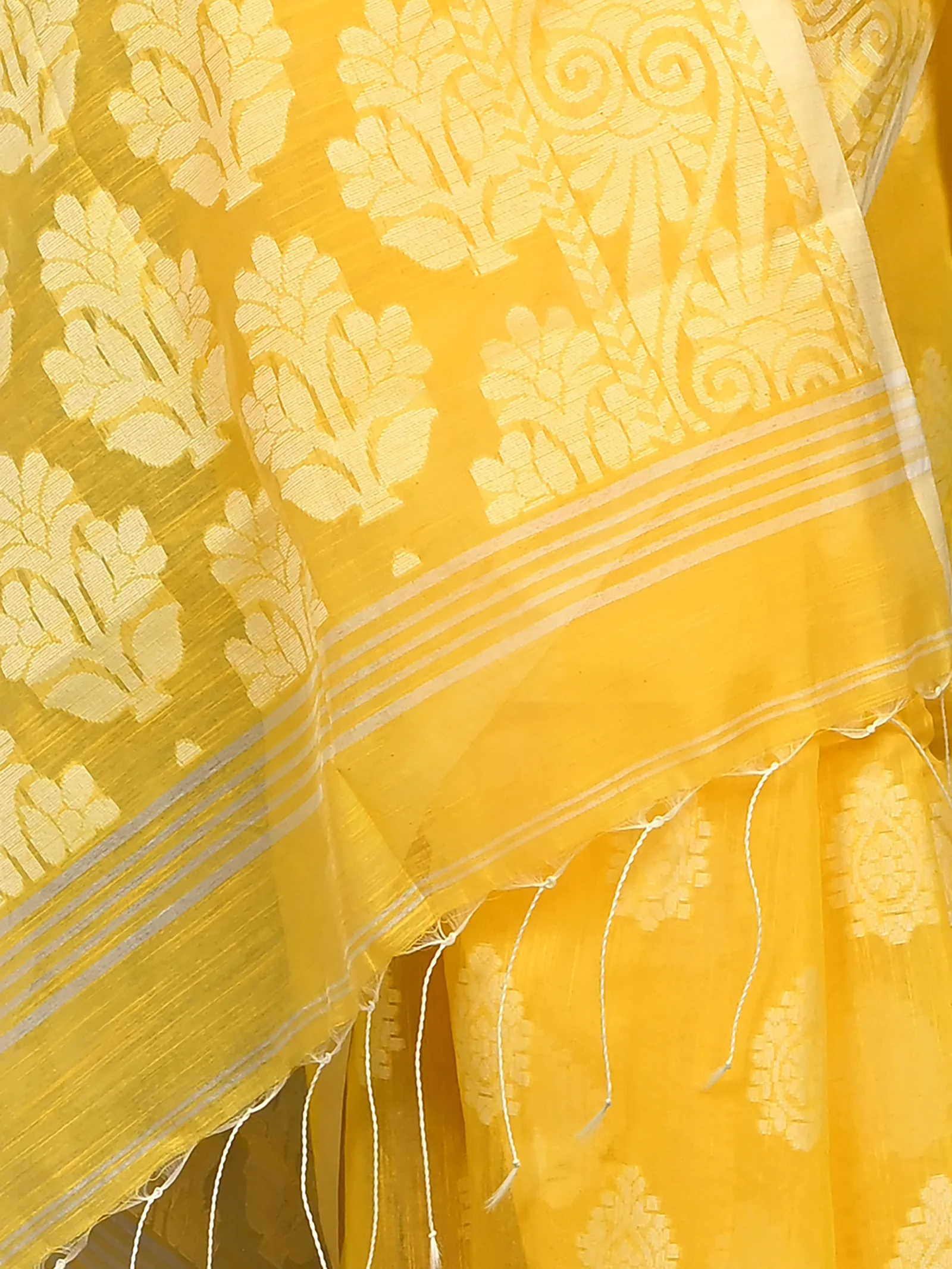 Yellow Cotton Parbit Handloom Saree  (48)