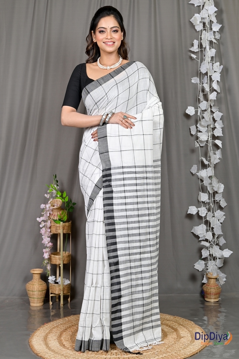 White Black Cotton Blended Parodhi Hand Loom Saree (481)