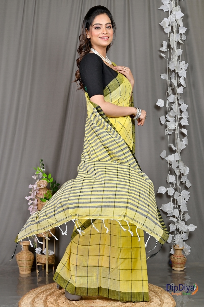 Yellow Cotton Blended Parodhi Hand Loom Saree (482)