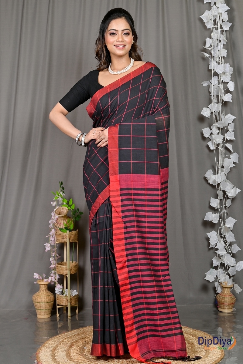 Black Cotton Blended Parodhi Hand Loom Saree (483)