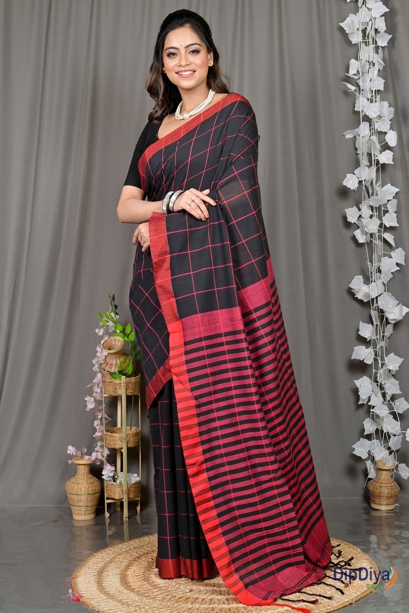 Black Cotton Blended Parodhi Hand Loom Saree (483)