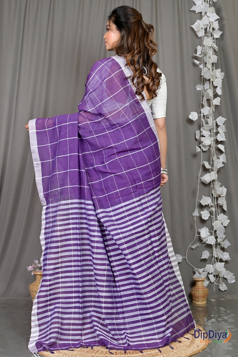 Lavender Cotton Blended Parodhi Hand Loom Saree (485)