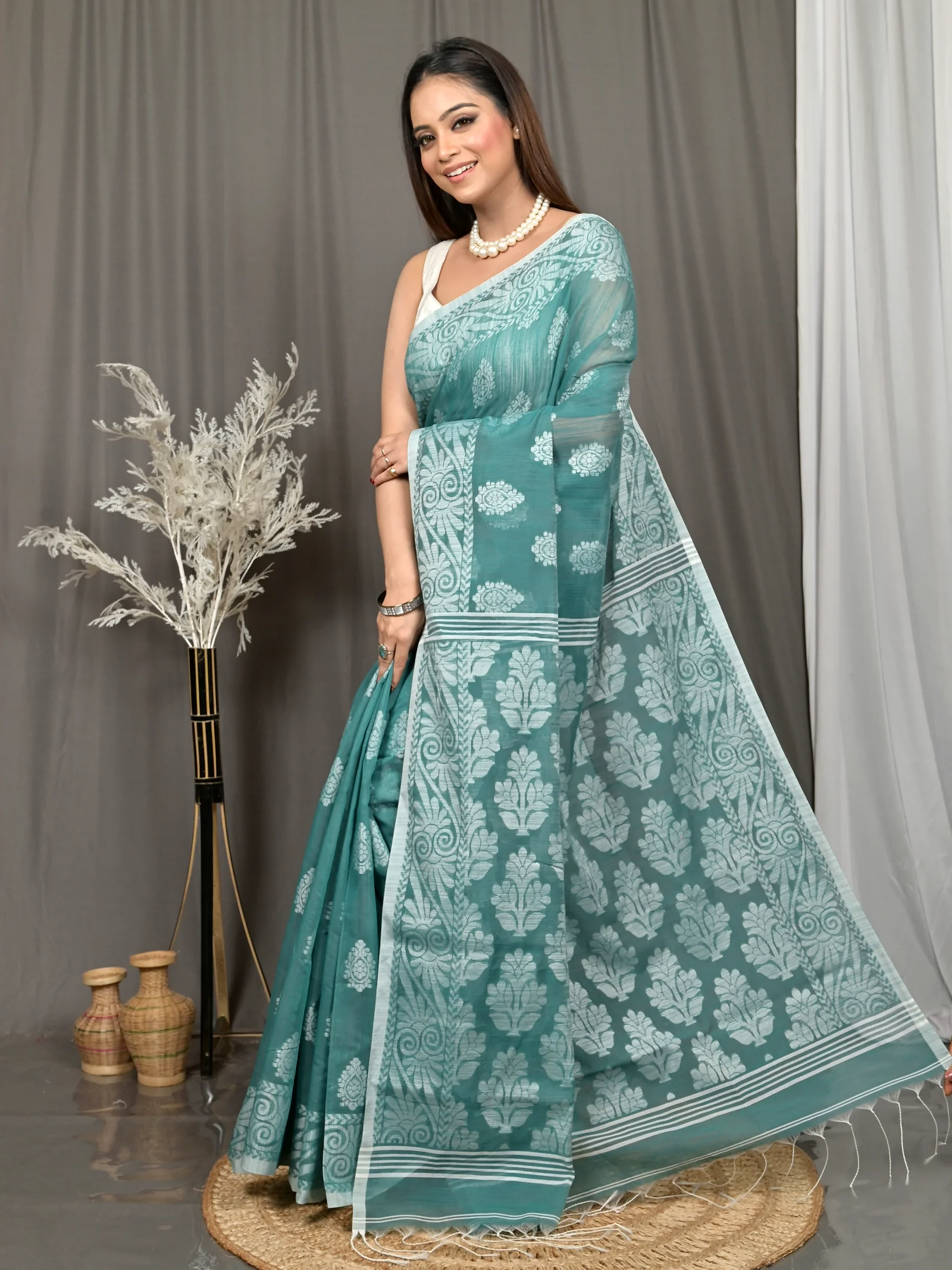 See Green Cotton Parbit Handloom Saree  (49)