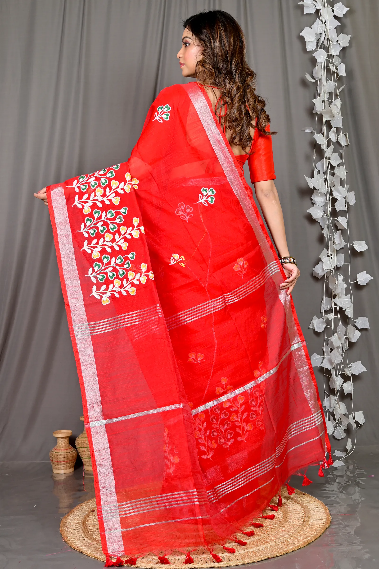 Red Cotton Blended Paroni Embroidery Handloom saree (492)