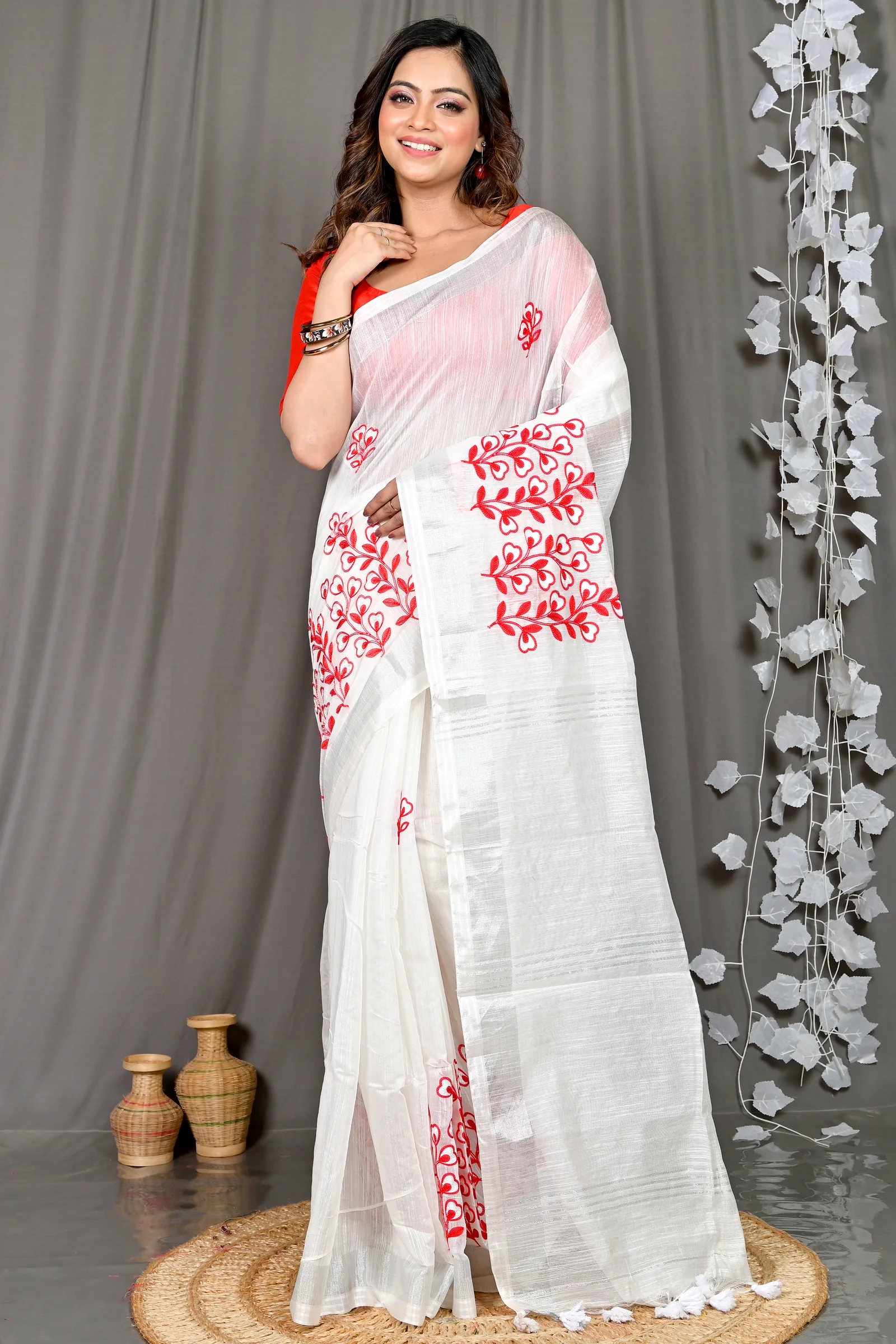 White Cotton Blended Paroni Embroidery Handloom saree (493)