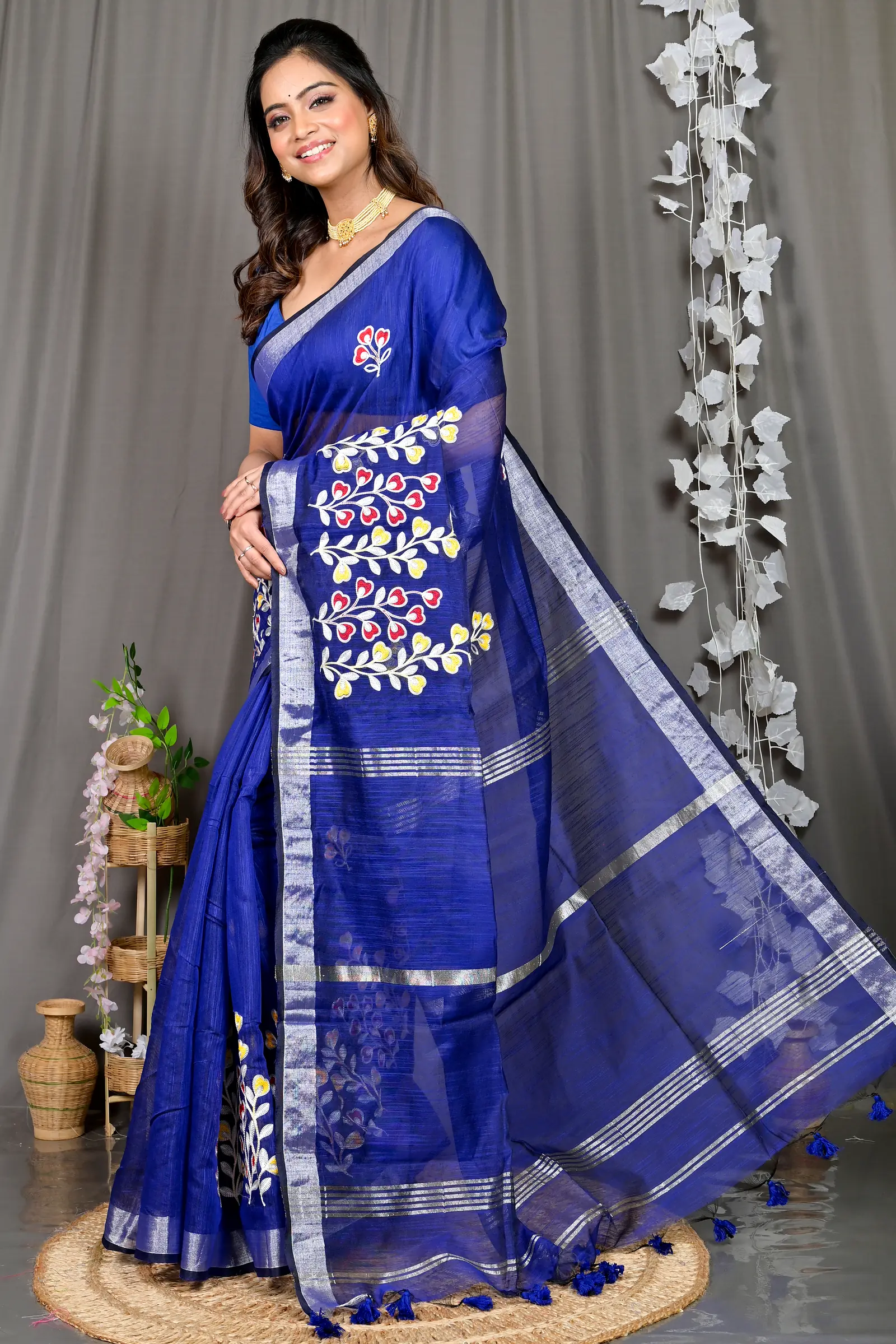 Blue Cotton Blended Paroni Embroidery Handloom saree (499)