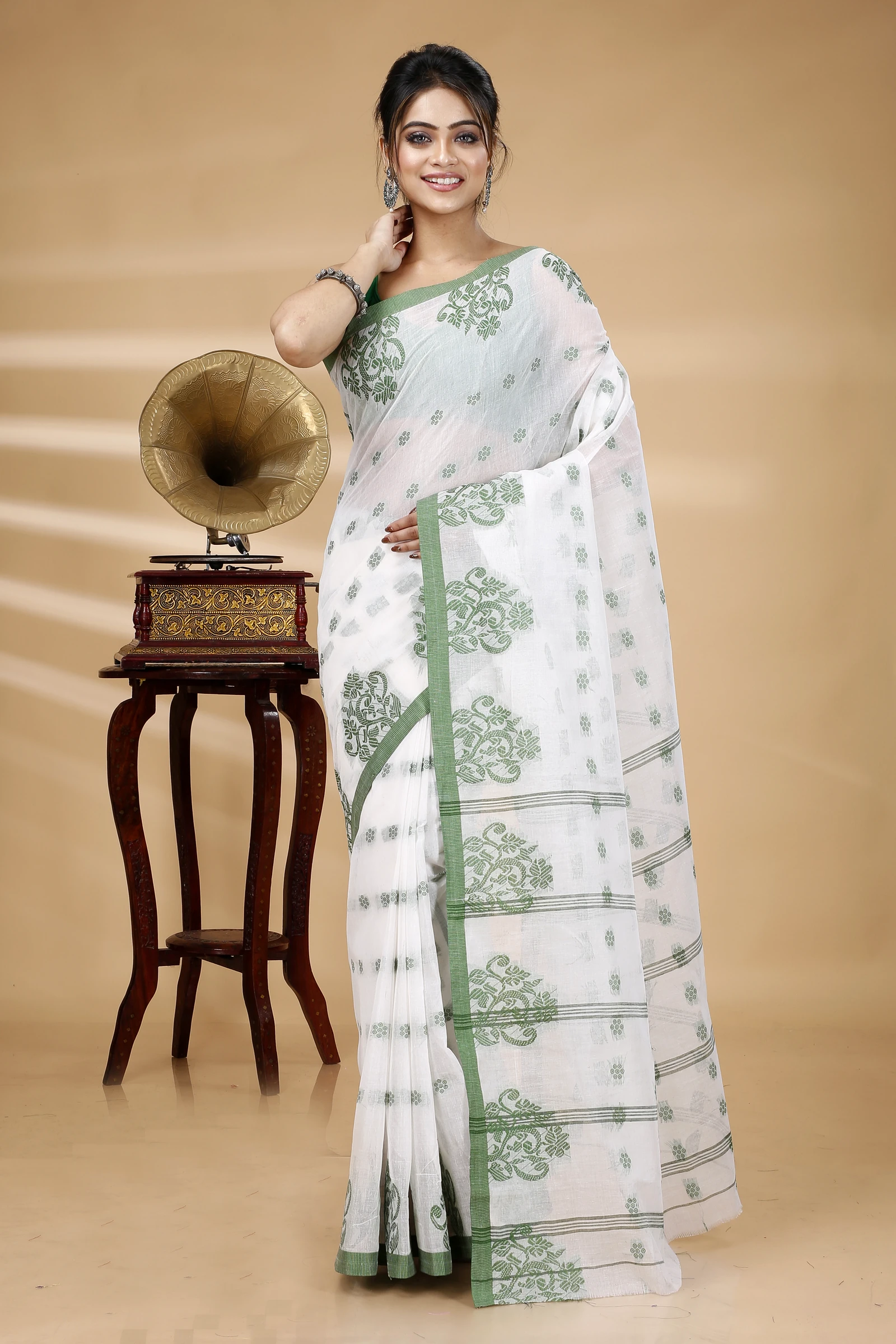 Green Pure Cotton Botgach Tant Saree (519)
