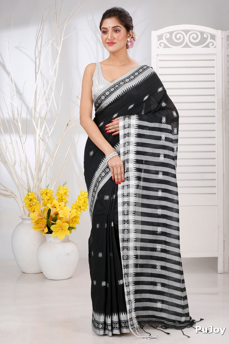 Black Pure Cotton Guti Hand Hand Loom Saree (5248)