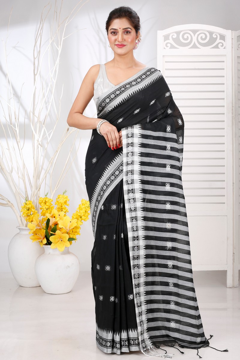 Black Pure Cotton Guti Hand Hand Loom Saree (5248)