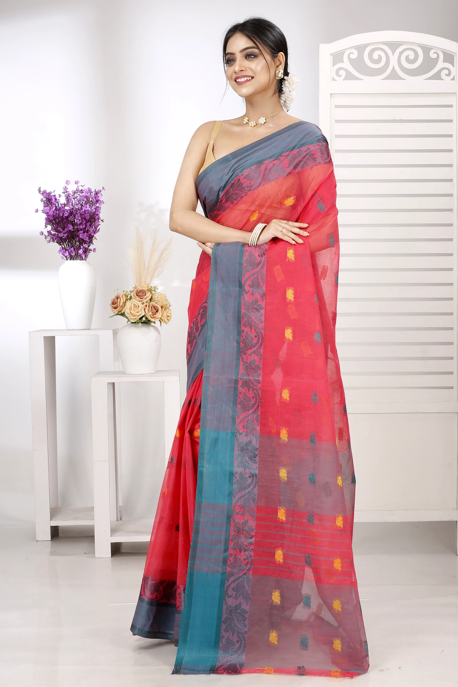 Red Pure Cotton Guti Tant Saree (5254)