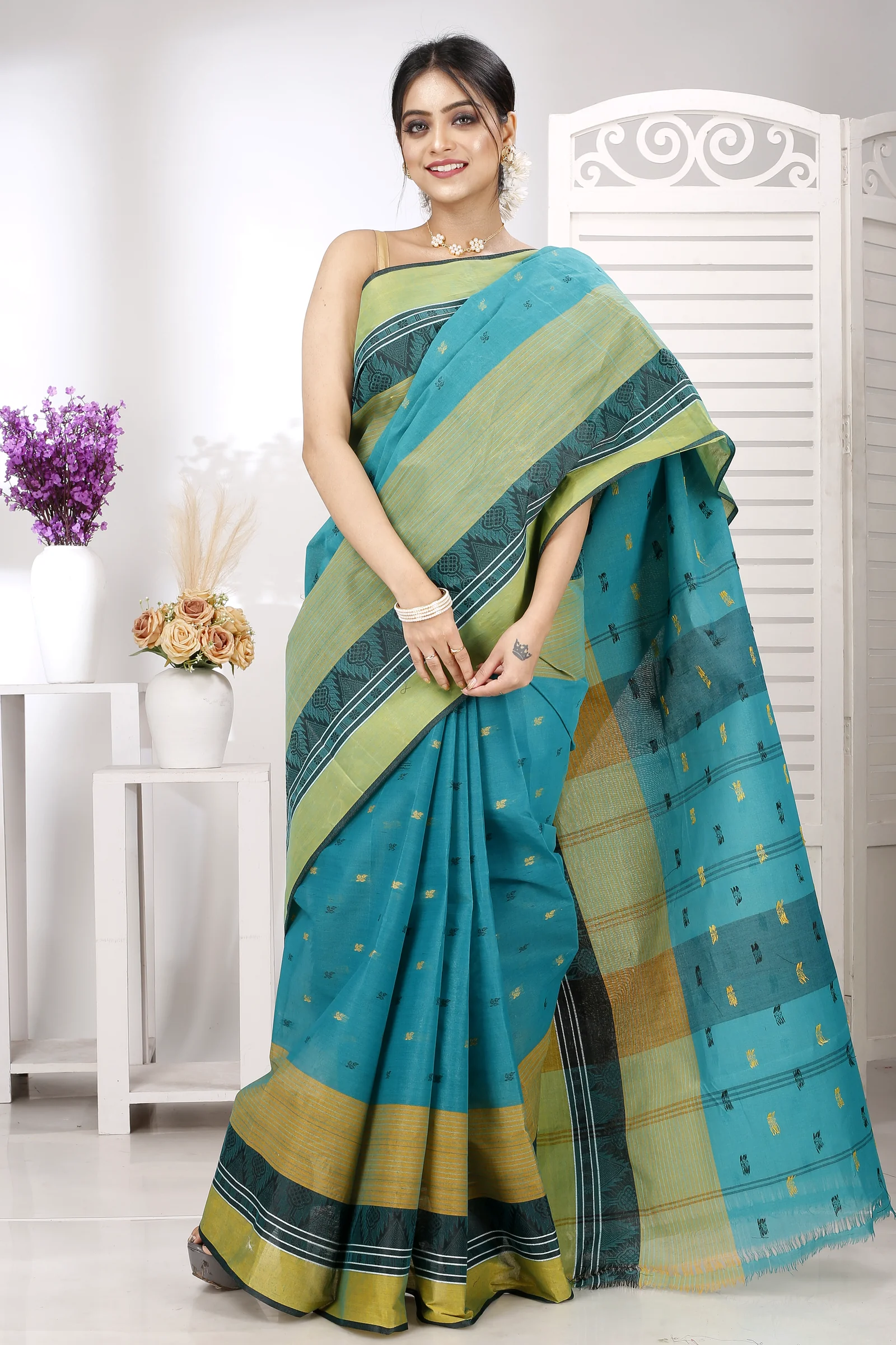 Green Pure Cotton Suto Tant Saree (5267)