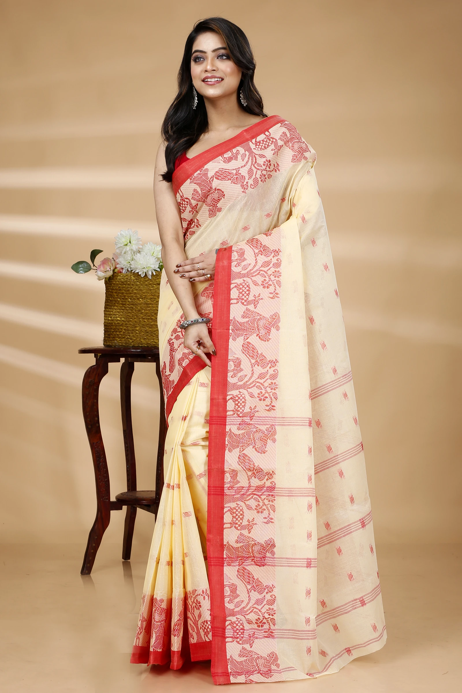 Off-White Pure Cotton ParSakuntala Tant Saree (533)