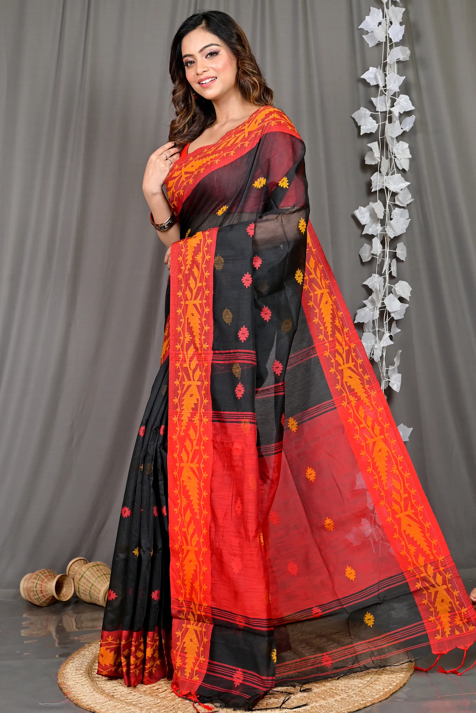 Black Red Cotton Blended Parul Hand Loom Saree (549)