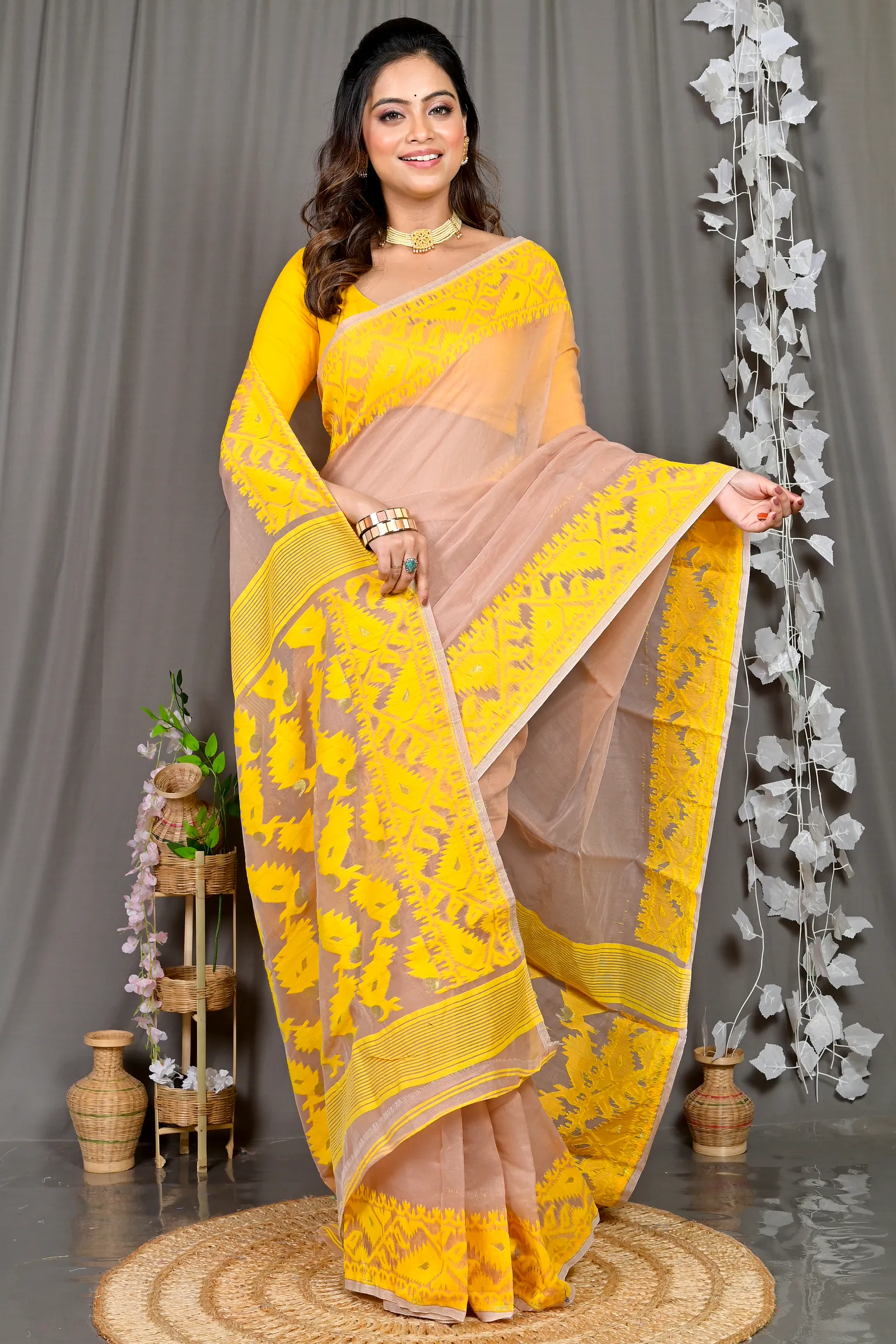 Brown Yellow Cotton Blended Parv Jamdani Saree (563)