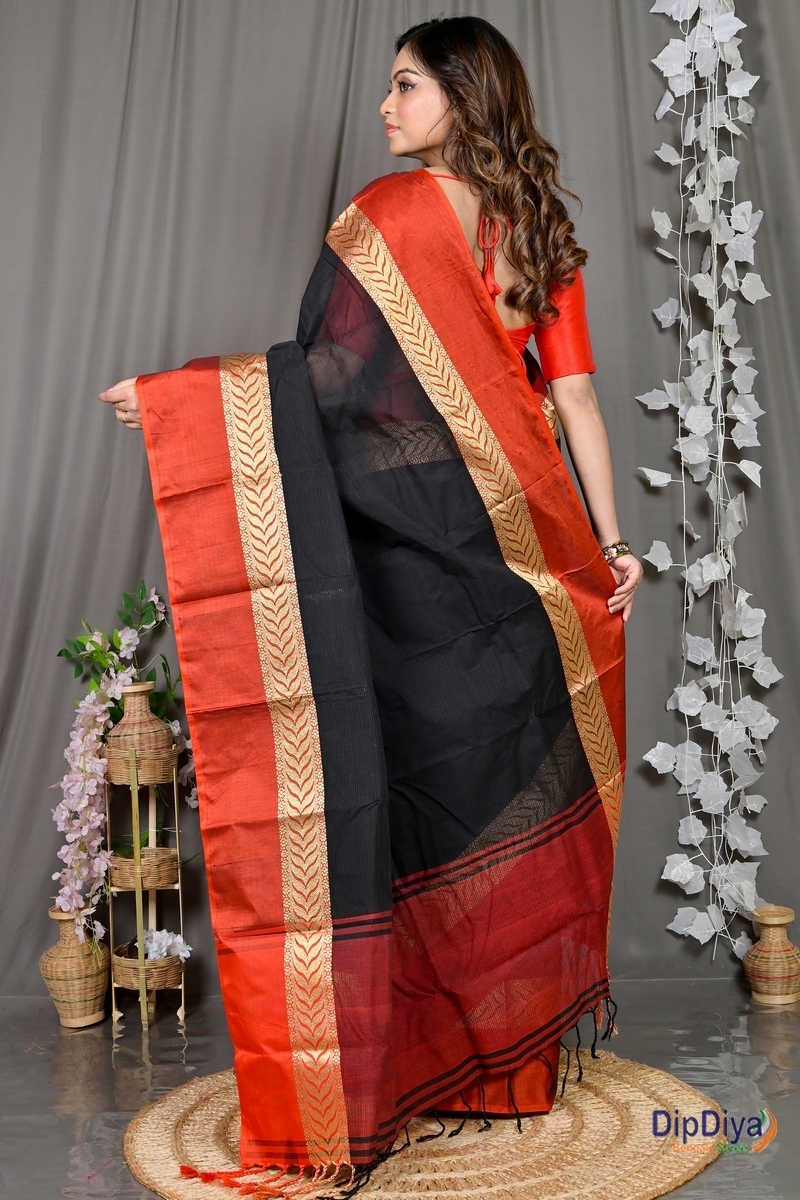 Black Pure Cotton Parvin Tant Saree (577)