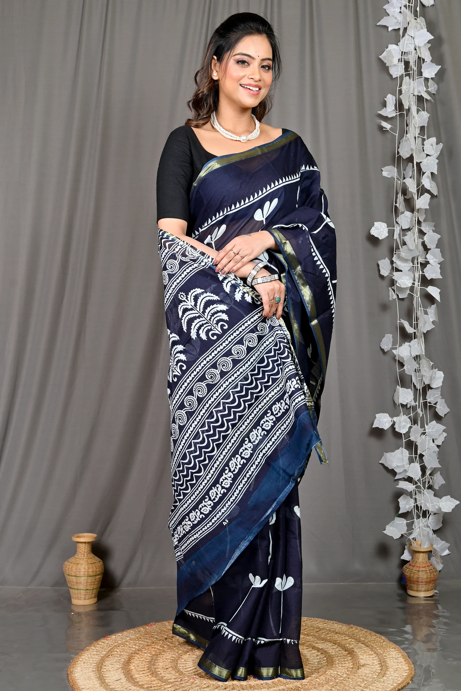 Blue Whitre Cotton Soumava Printed Handloom Saree (588)