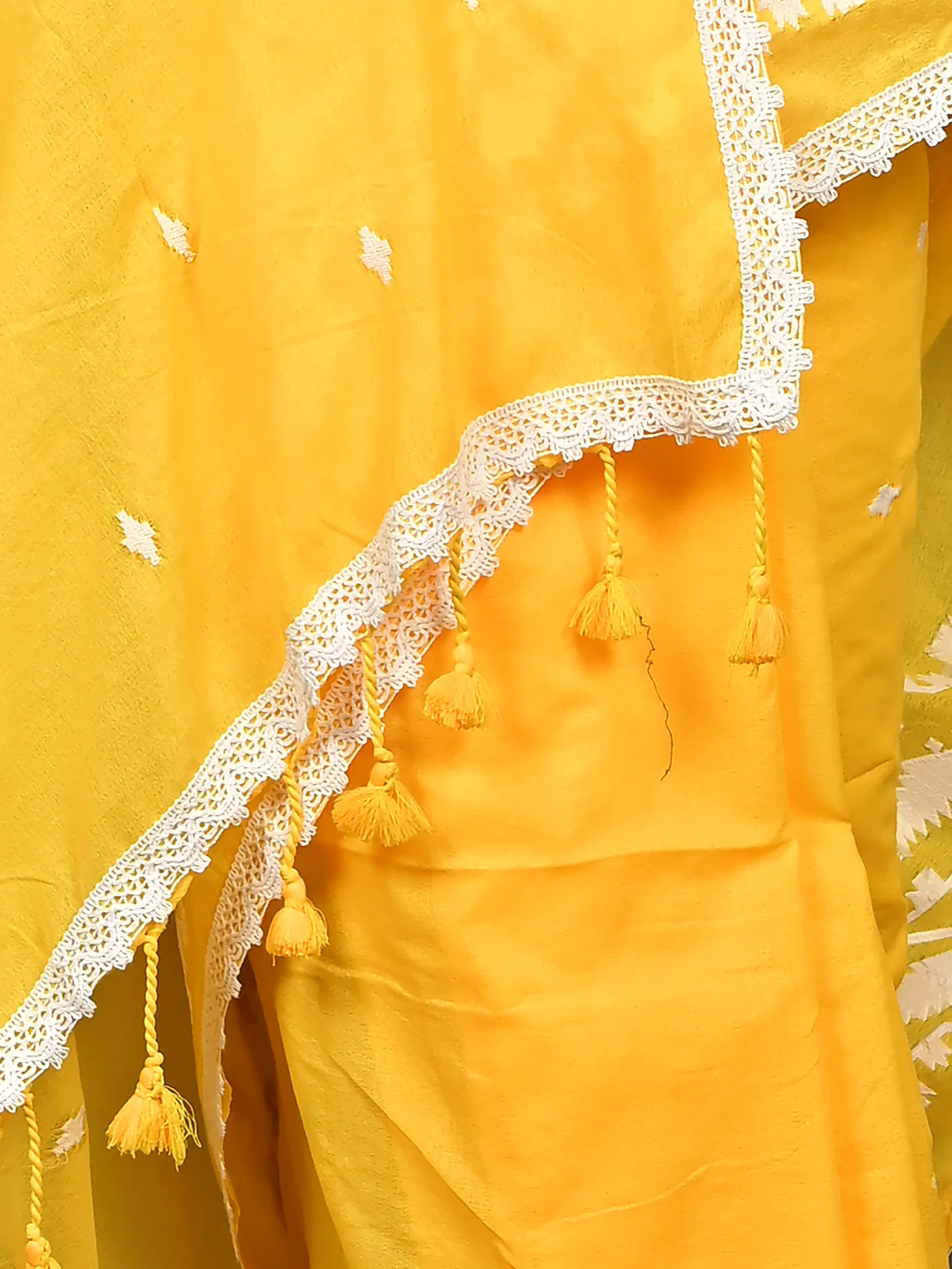 Yellow Cotton Parepu Handloom Saree  (59)
