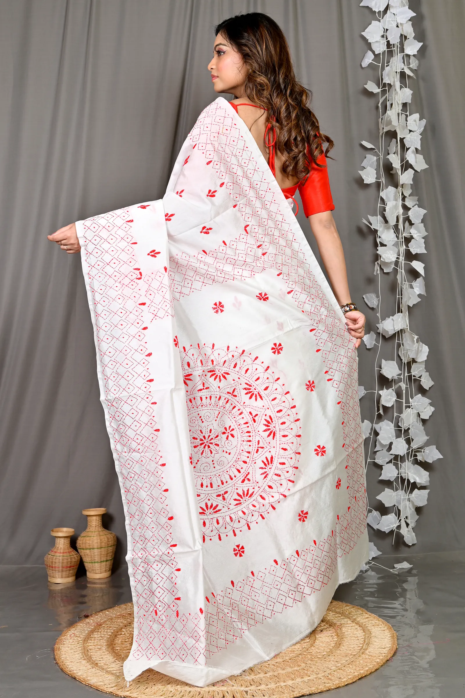 White Cotton Blended Soumika Kantha Stitch Saree (591)