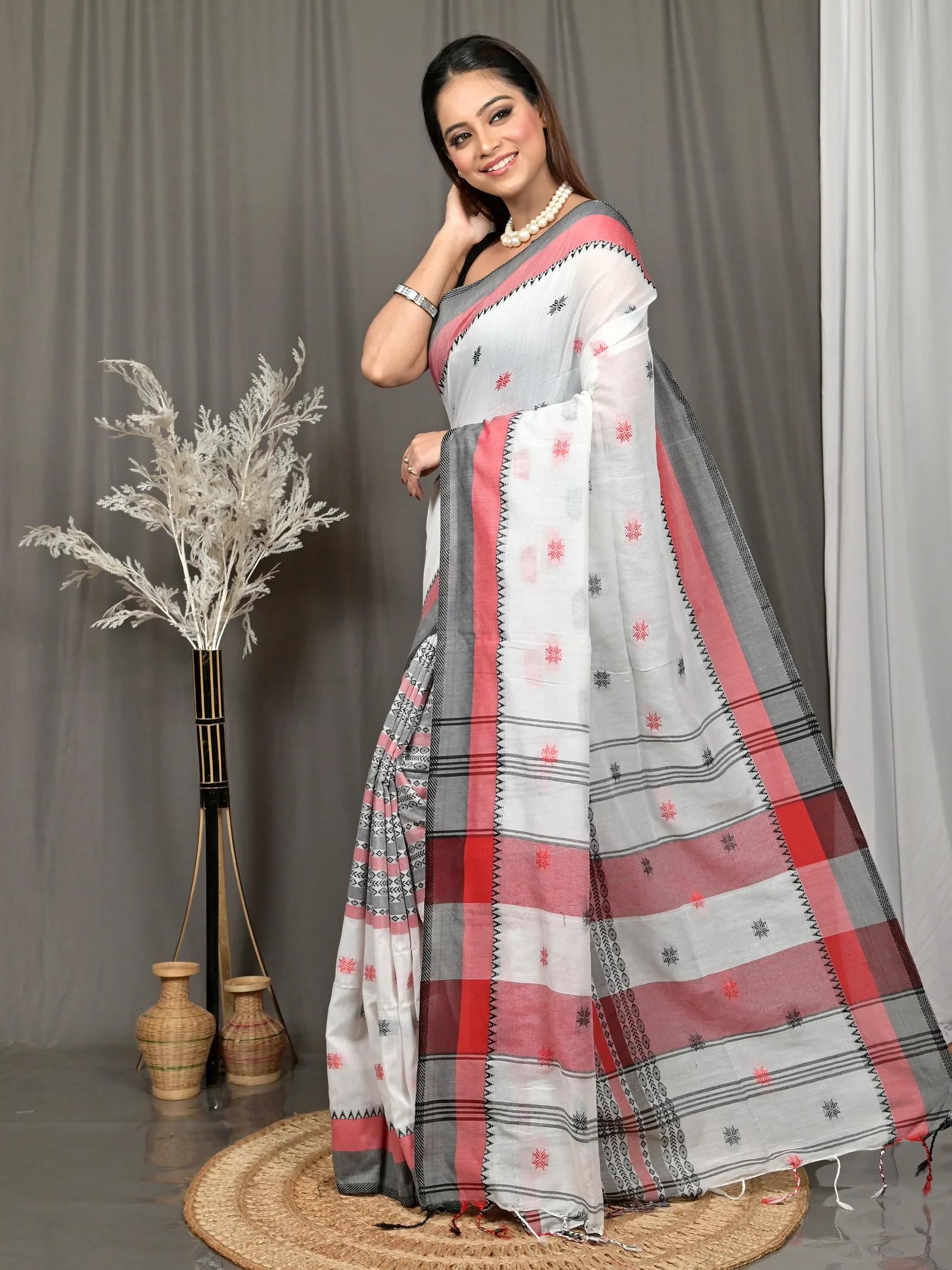 White Red Pure Cotton Borma Handloom Saree  (613)