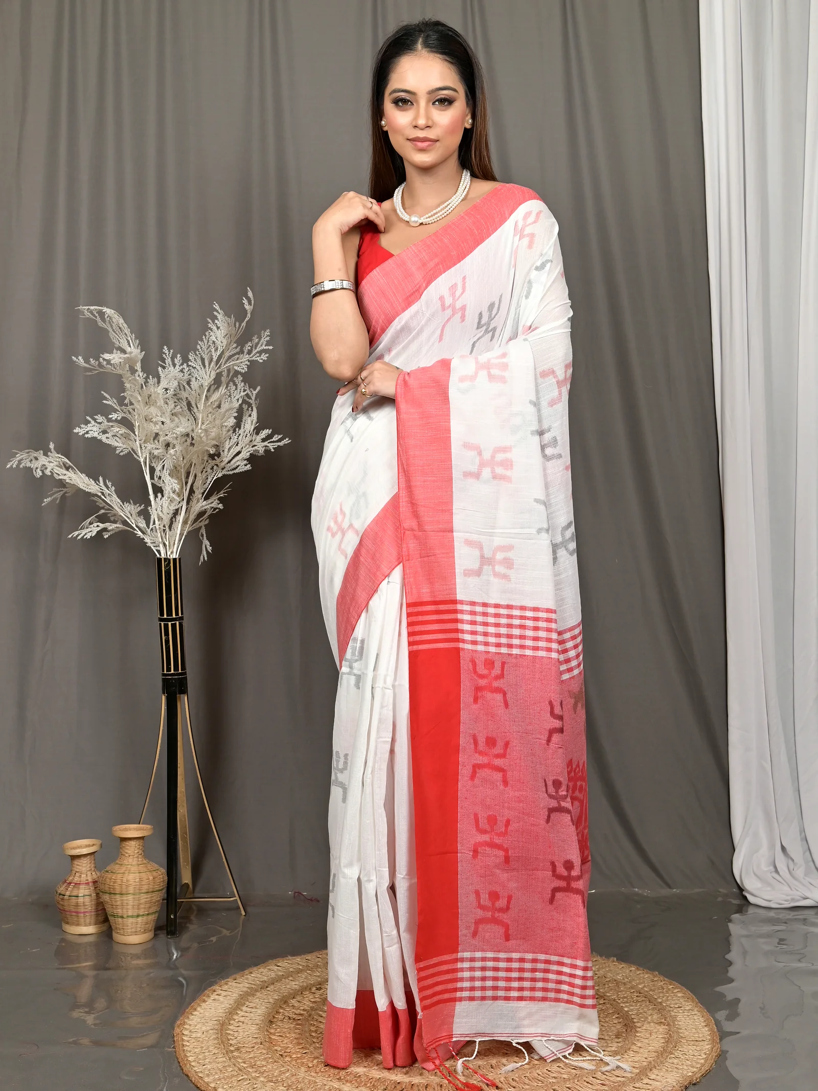 White Red Pure Cotton Borma Handloom Saree  (614)