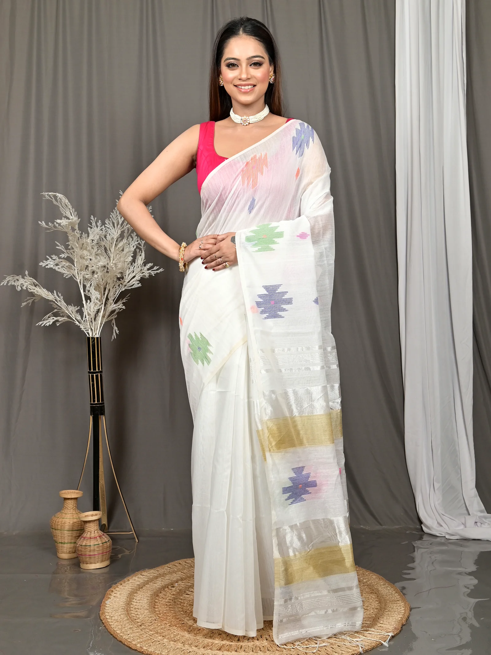 White Cotton Soulik Handloom Saree  (624)