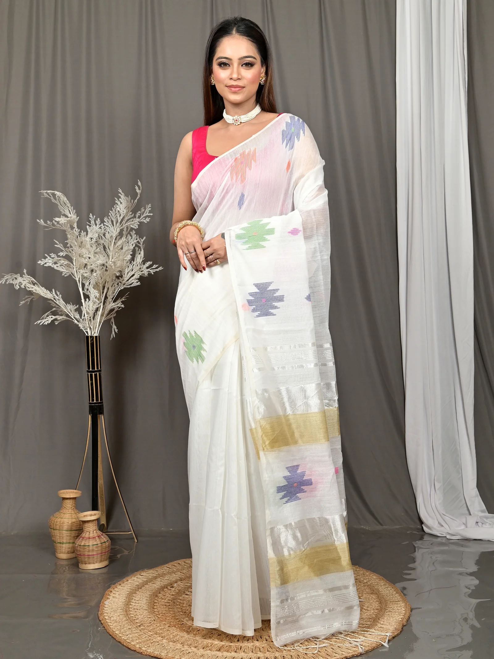 White Cotton Soulik Handloom Saree  (624)