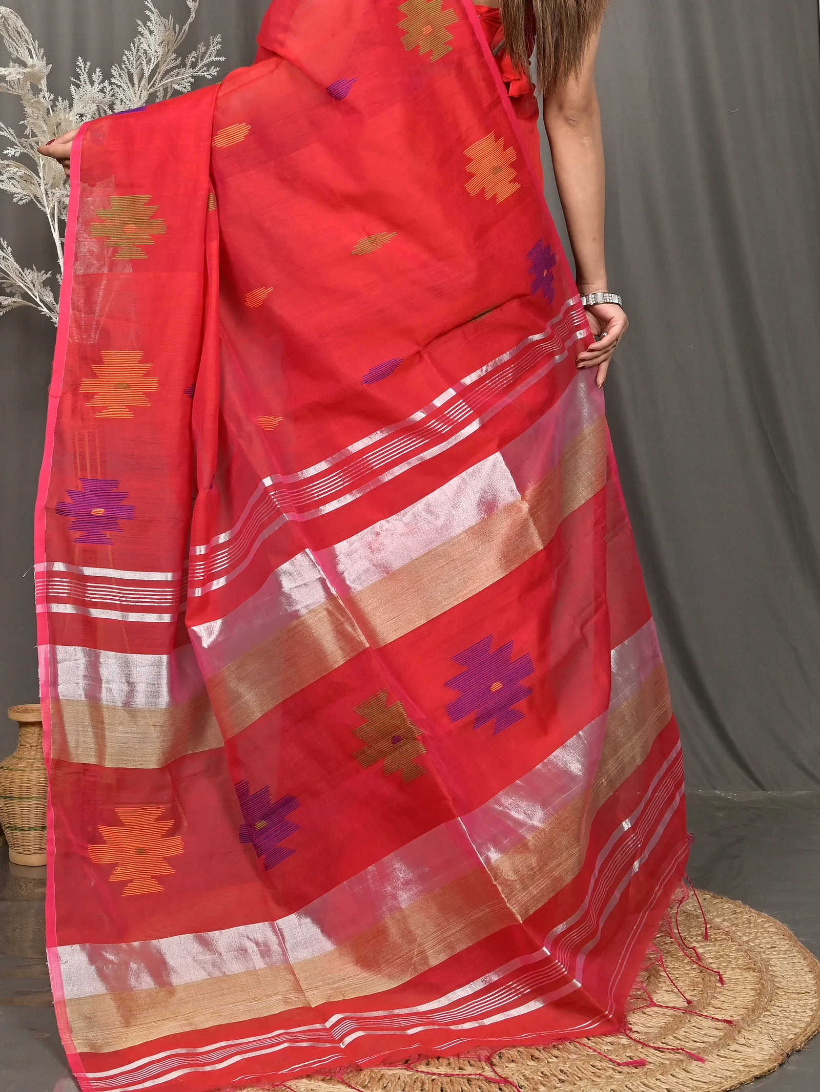 Red Cotton Soulik Handloom Saree  (625)