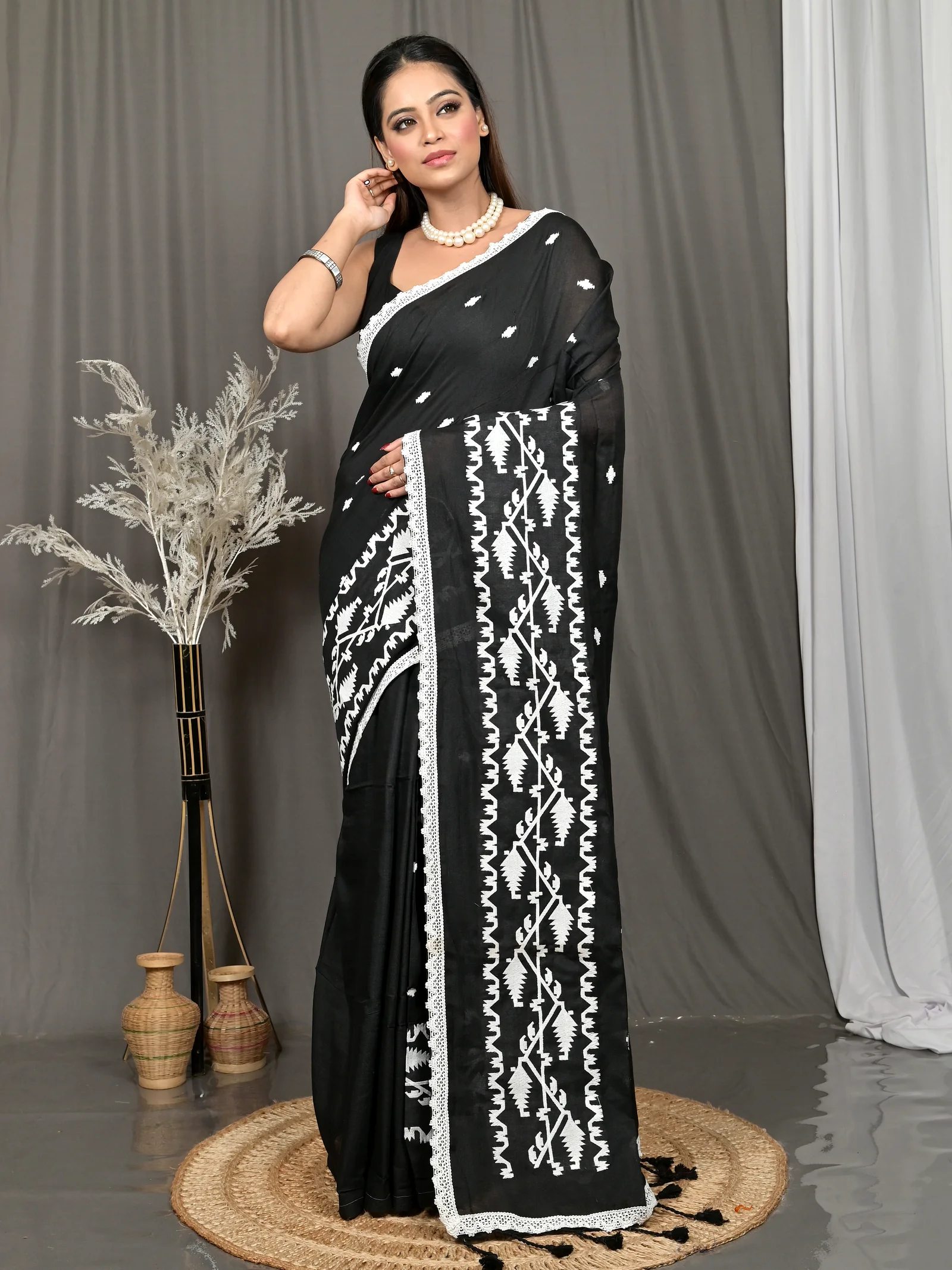 Black Cotton Parepu Handloom Saree  (63)