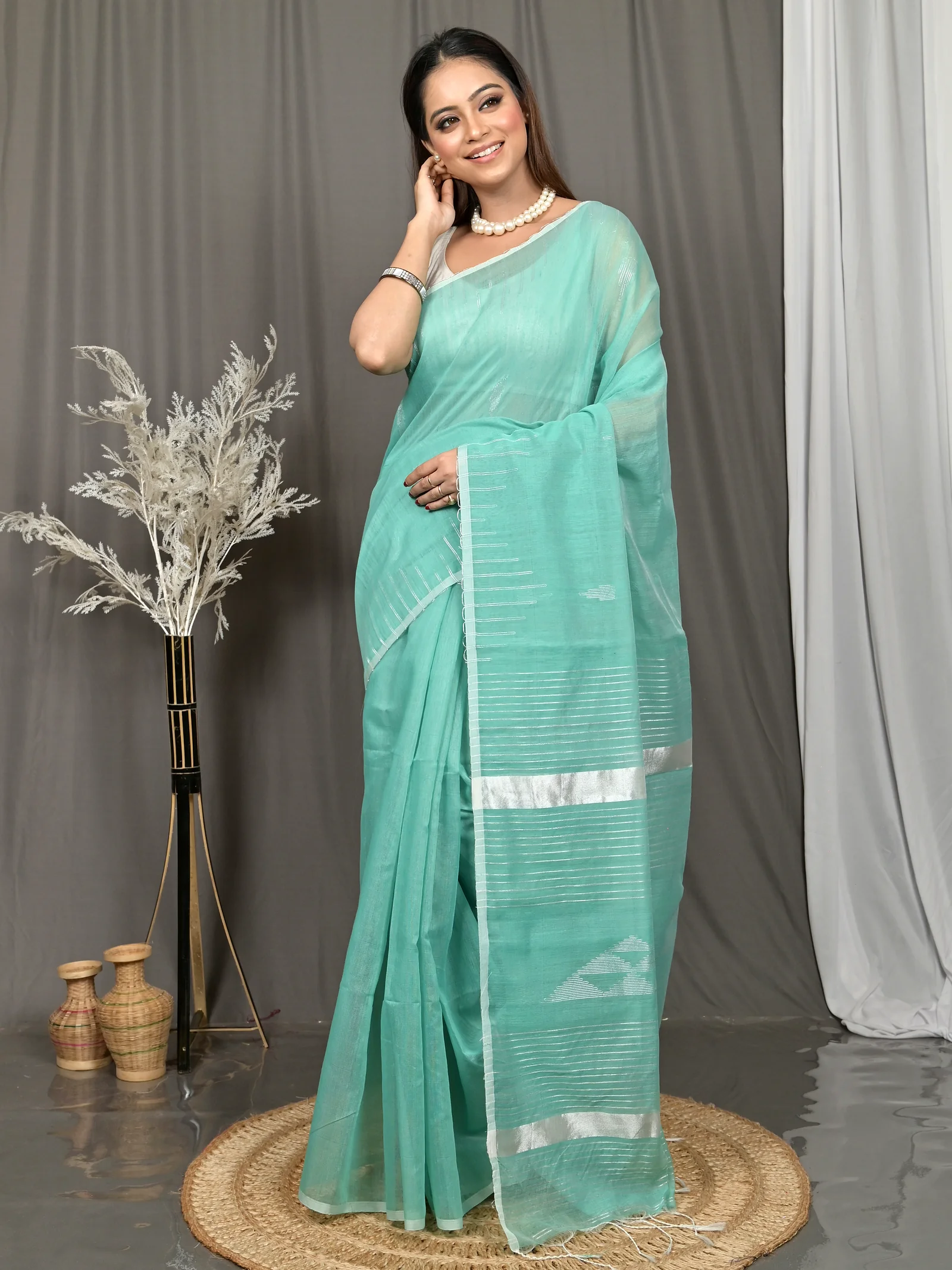 See Green Cotton Soubit Handloom Saree  (641)