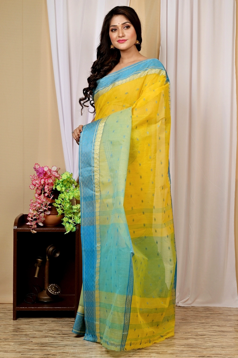 Yellow Pure Cotton Ganga Jamuna_Buti Tant Saree (648)