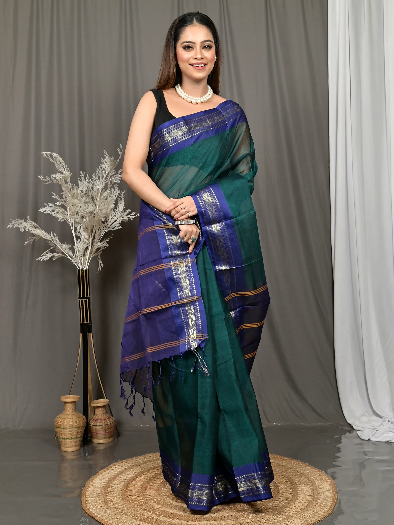 Dark Green Blue Cotton Parlik Gadwal Saree  (67)