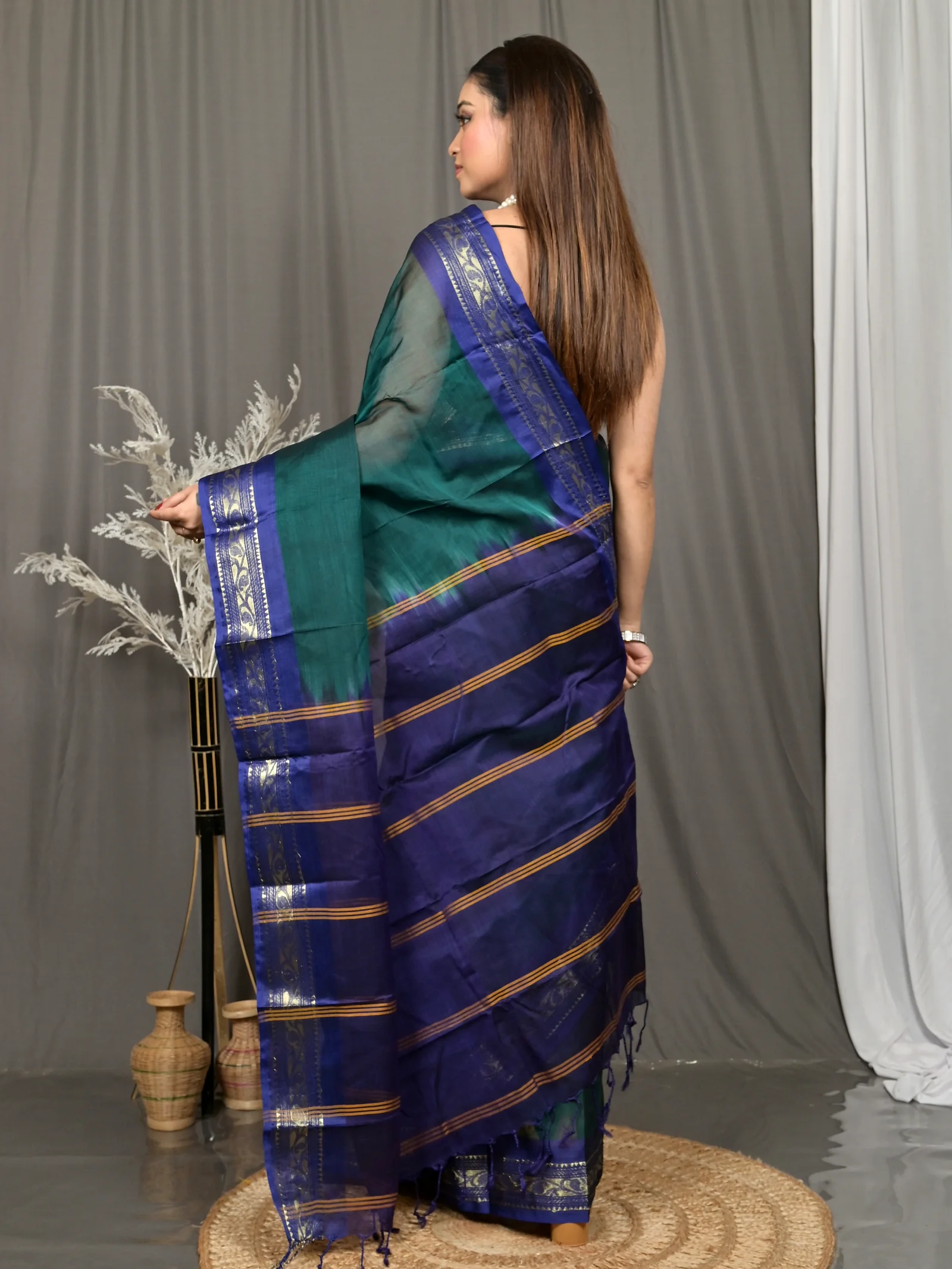 Dark Green Blue Cotton Parlik Gadwal Saree  (67)