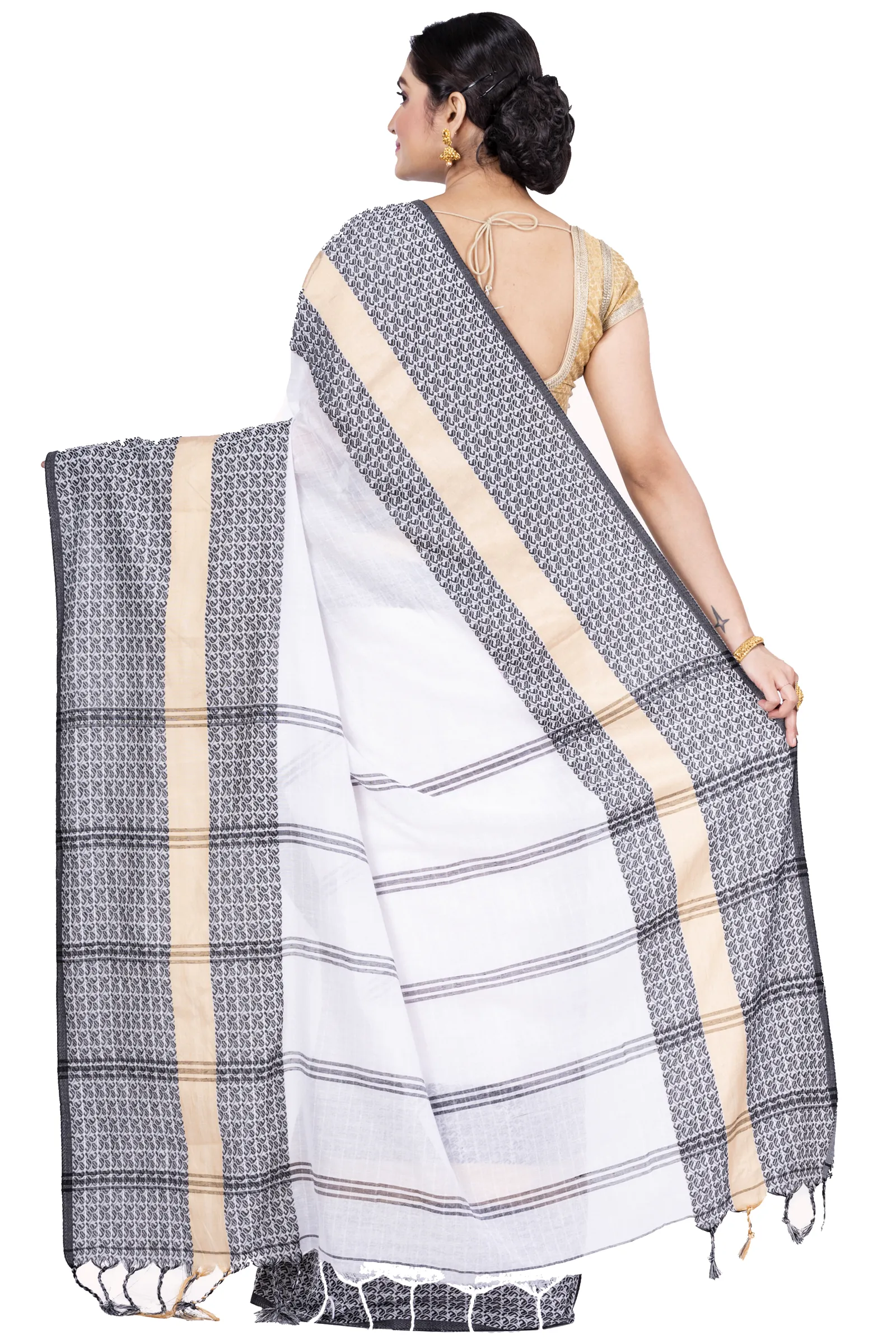 White Pure Cotton Souraovi_Hand Hand Loom Saree (675)