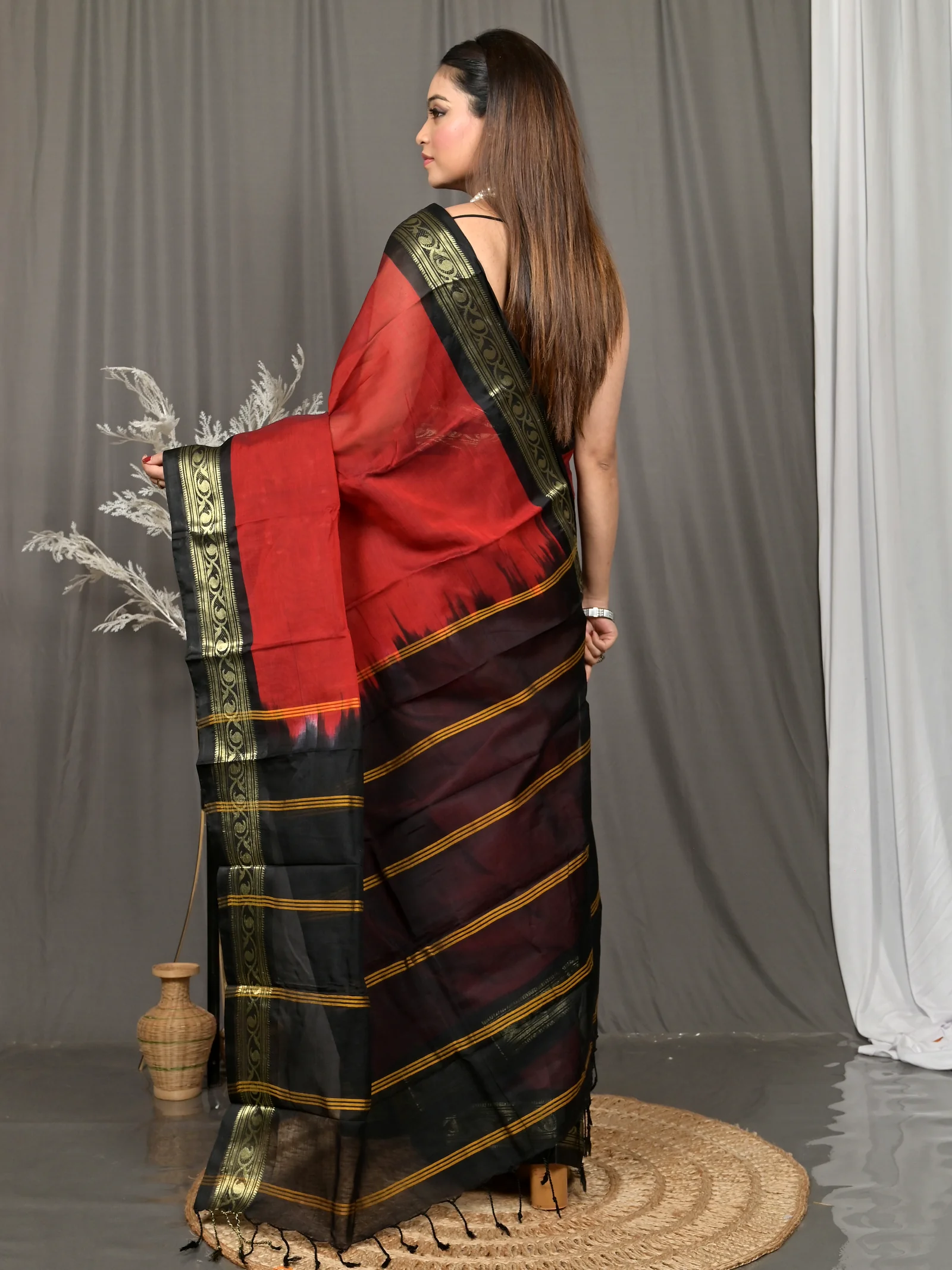Maroon Black Cotton Parlik Gadwal Saree  (69)