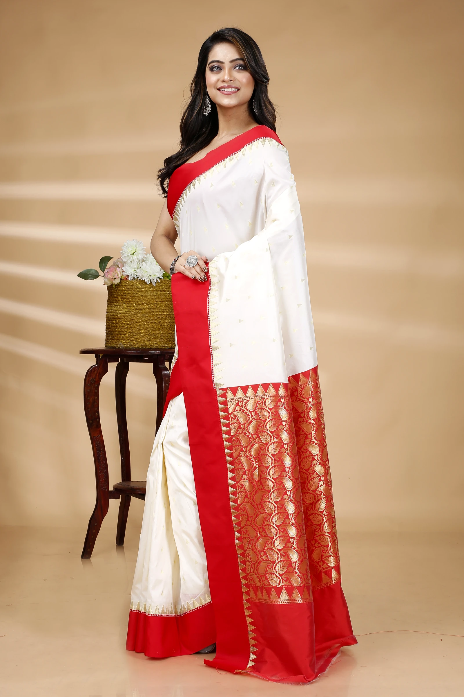 White Red Blended Cotton Gourigorod_Ankit Hand Loom Saree (7027)