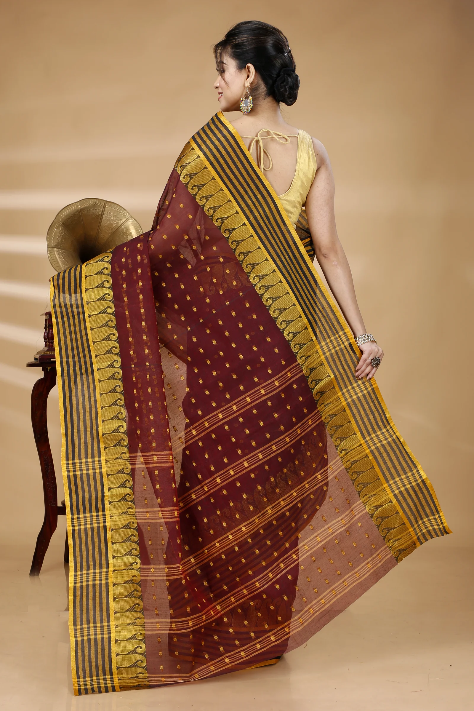 Brown Pure Cotton Moti_Buti Tant Saree (747)