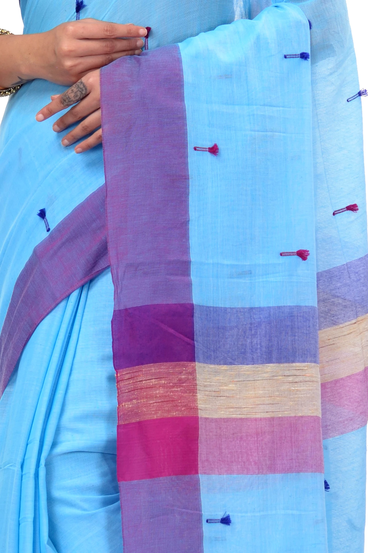 Blue Pure Cotton Clacial Desigined Hand Loom Saree (752)