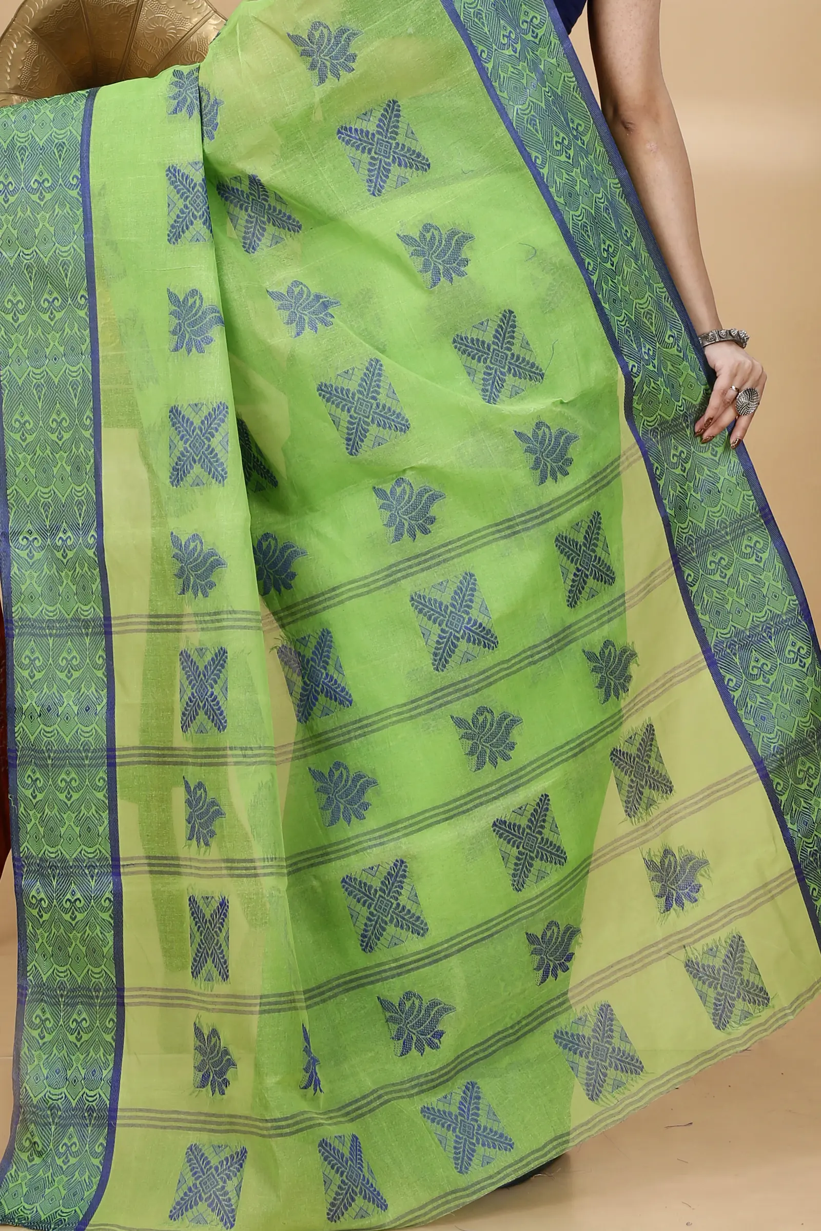 Green Pure Cotton Suparna Buti Tant Saree (756)