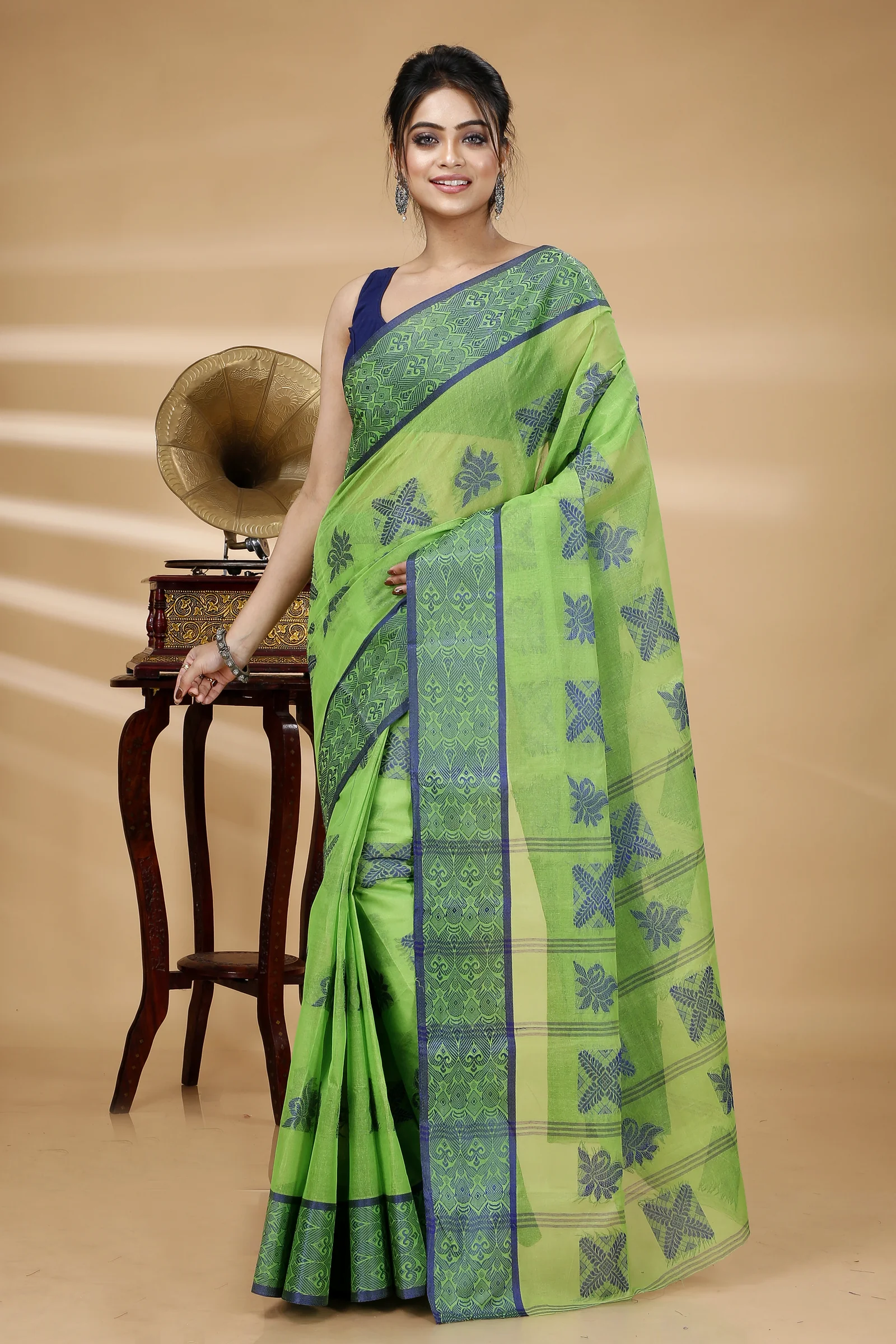 Green Pure Cotton Suparna Buti Tant Saree (756)