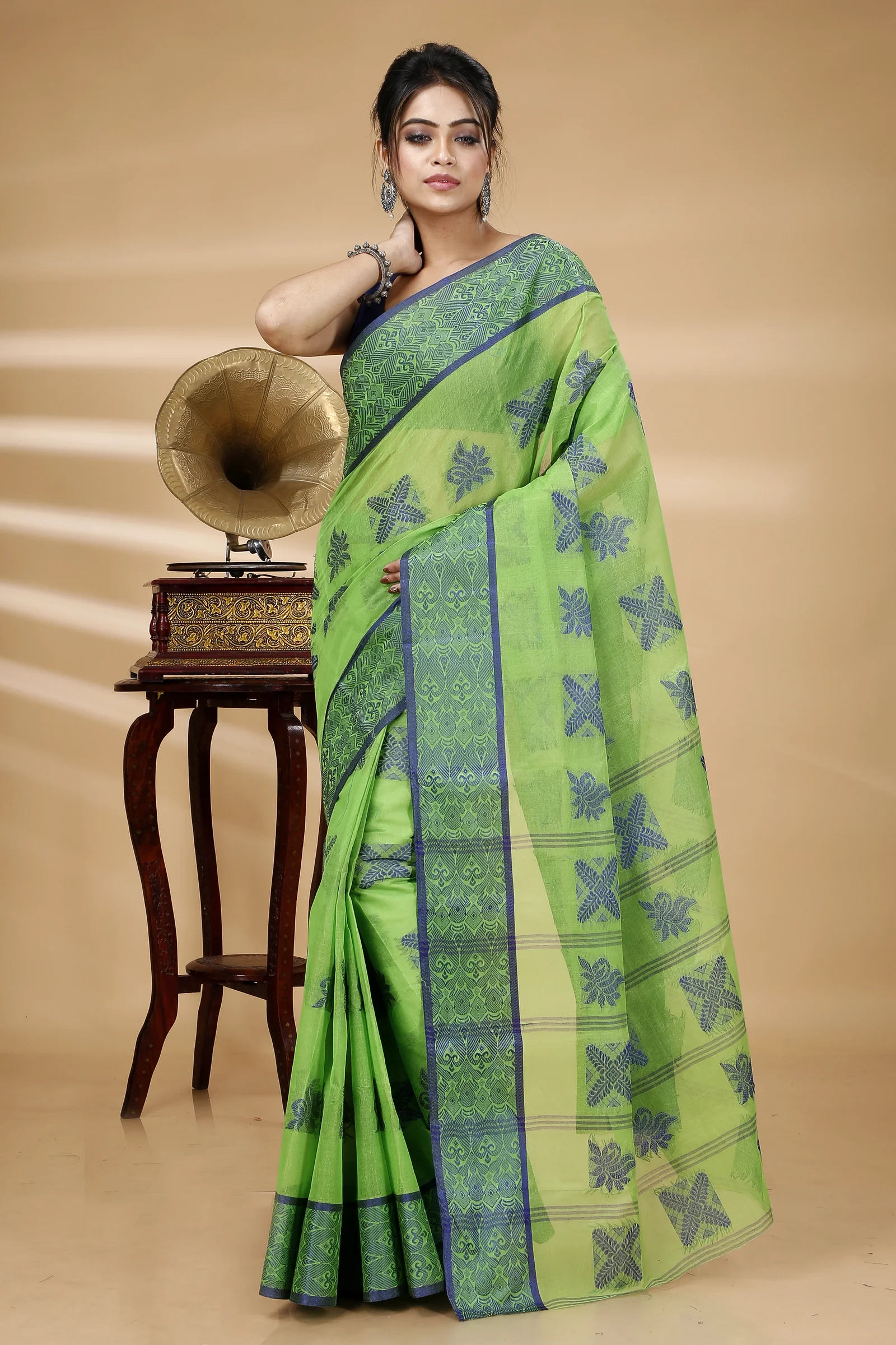 Green Pure Cotton Suparna Buti Tant Saree (756)
