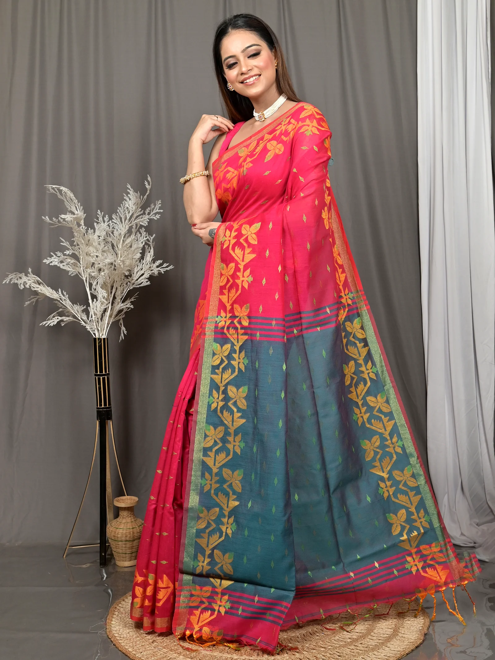 Red Green Cotton Parvon Kanjivaram Silk Saree  (76)
