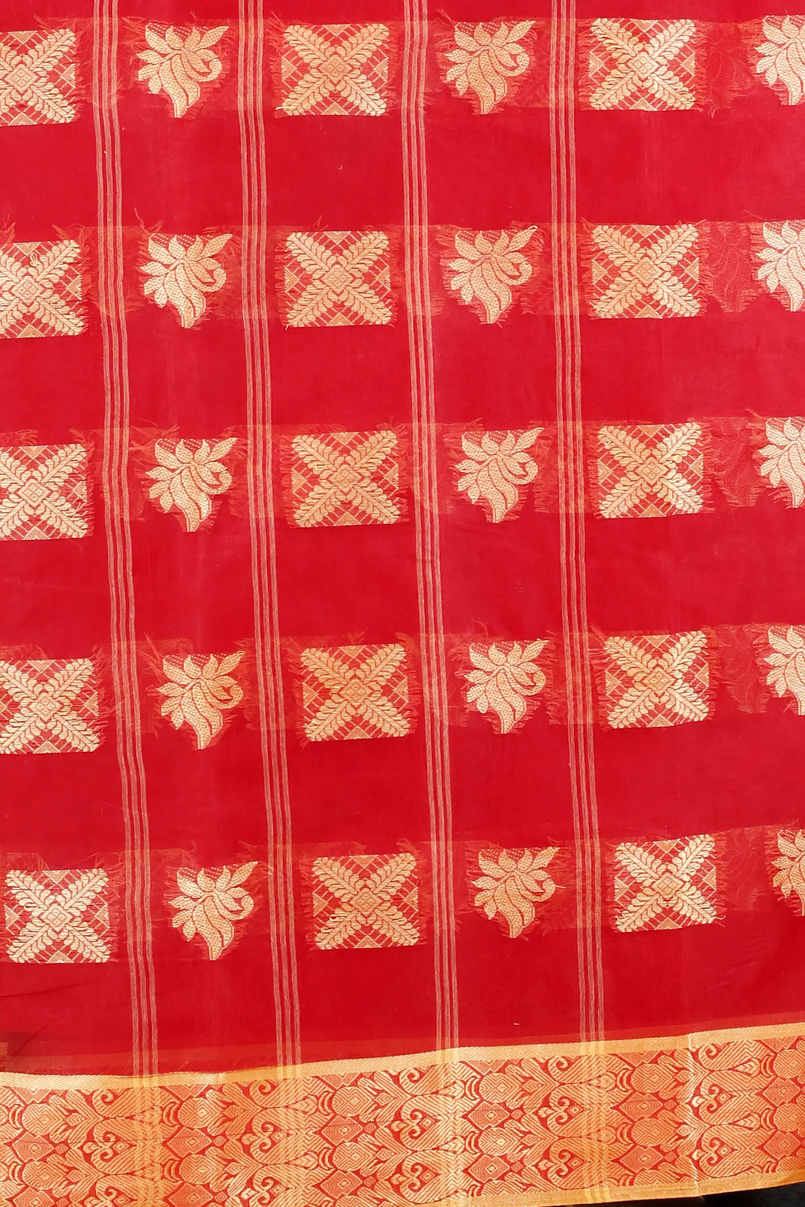 Red Pure Cotton Suparna Buti Tant Saree (760)