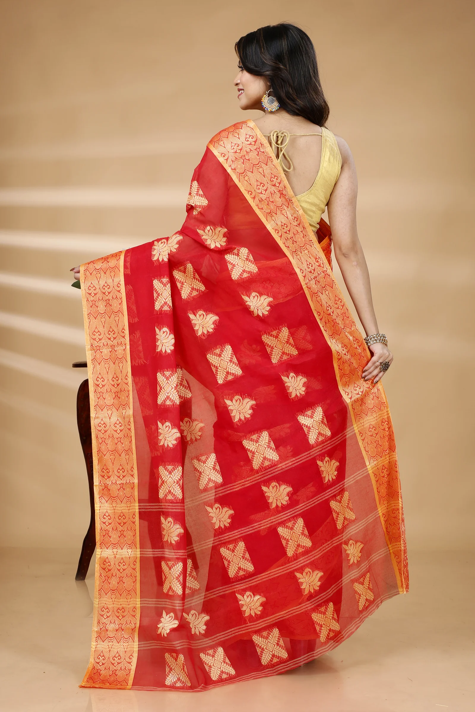 Red Pure Cotton Suparna Buti Tant Saree (760)