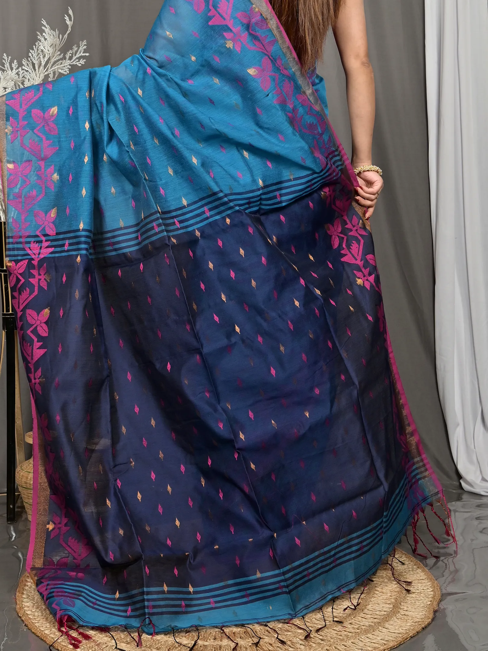 Cobalt Blue Cotton Parvon Kanjivaram Silk Saree  (77)